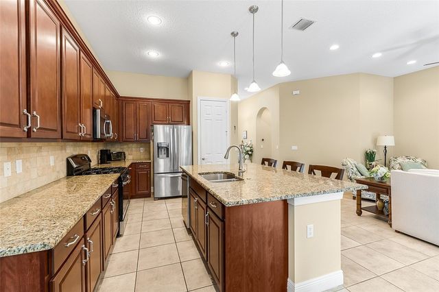 391 11th Square SW, Vero Beach, FL 32962
