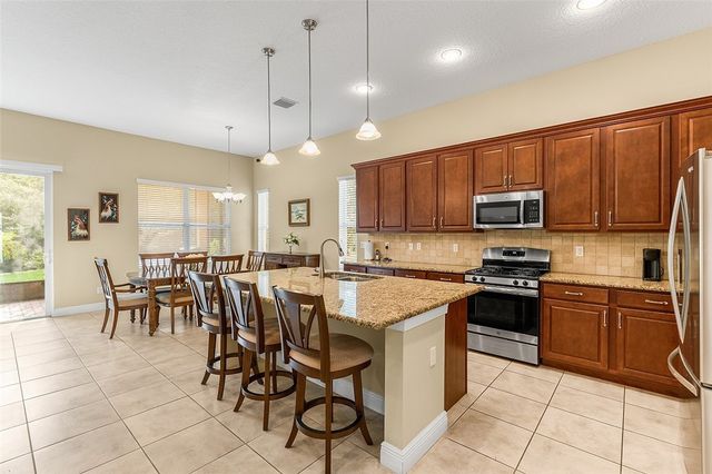 391 11th Square SW, Vero Beach, FL 32962