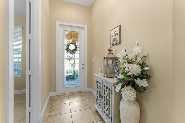 391 11th Square SW, Vero Beach, FL 32962