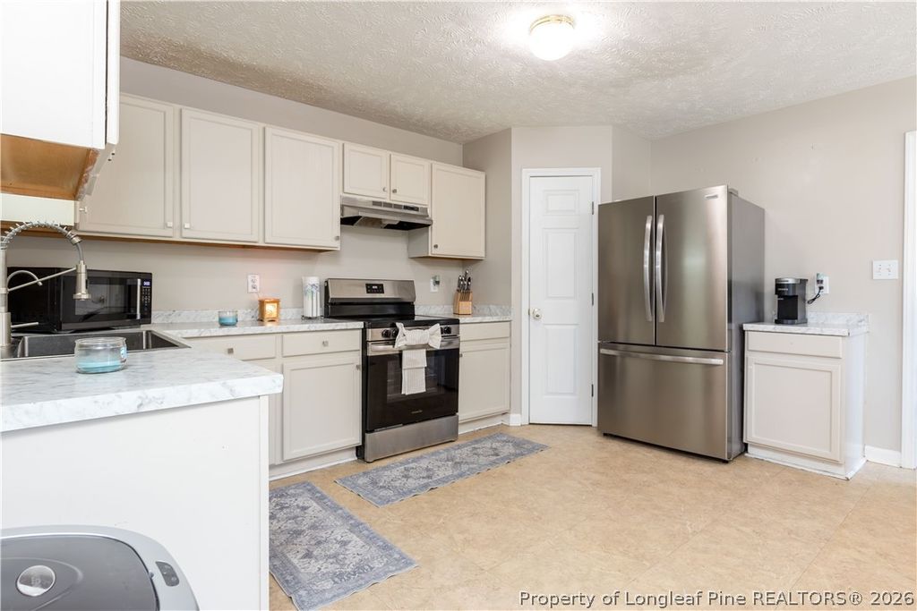 5323 Ahoskie Drive, Hope Mills, NC 28348 — photo 12