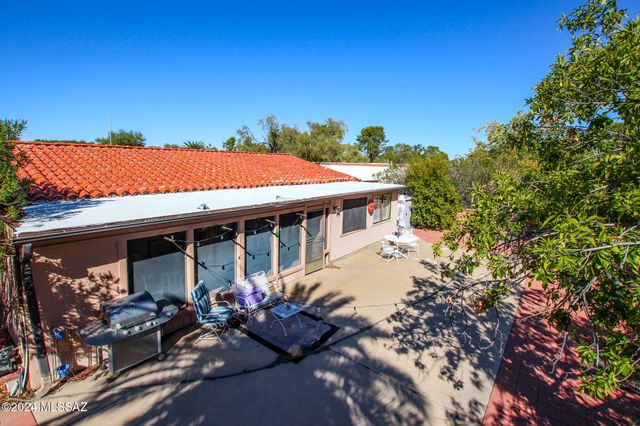 321 S Abrego Drive, Green Valley, AZ 85614