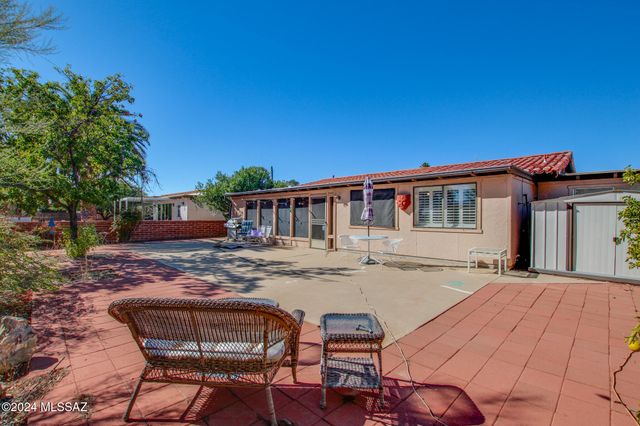 321 S Abrego Drive, Green Valley, AZ 85614