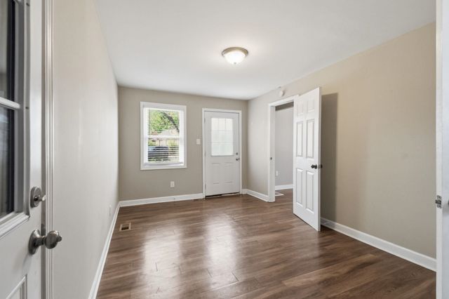 1036 N IDLEWILD ST, Memphis, TN 38107