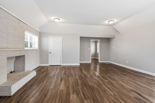 1036 N IDLEWILD ST, Memphis, TN 38107