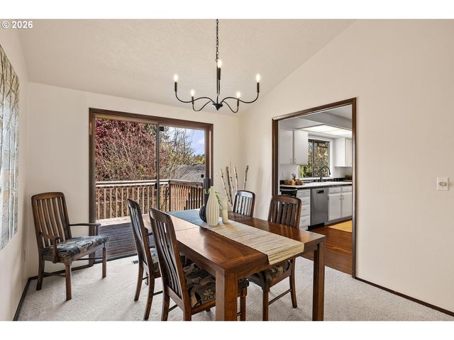 14605 Sw CARLSBAD Dr, Beaverton, OR 97007