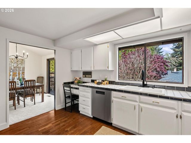 14605 Sw CARLSBAD Dr, Beaverton, OR 97007