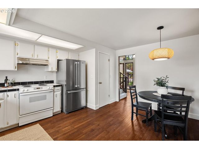 14605 Sw CARLSBAD Dr, Beaverton, OR 97007