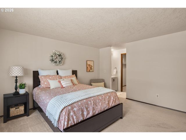 14605 Sw CARLSBAD Dr, Beaverton, OR 97007