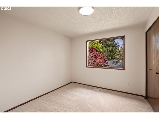 14605 Sw CARLSBAD Dr, Beaverton, OR 97007