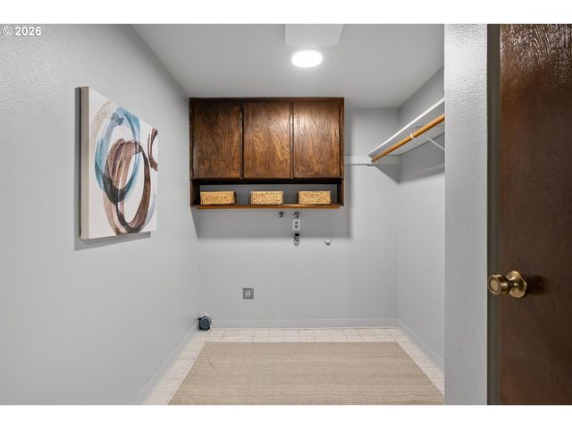 14605 Sw CARLSBAD Dr, Beaverton, OR 97007