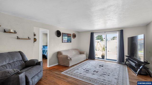 644 45th Pl SE, Salem, OR 97317