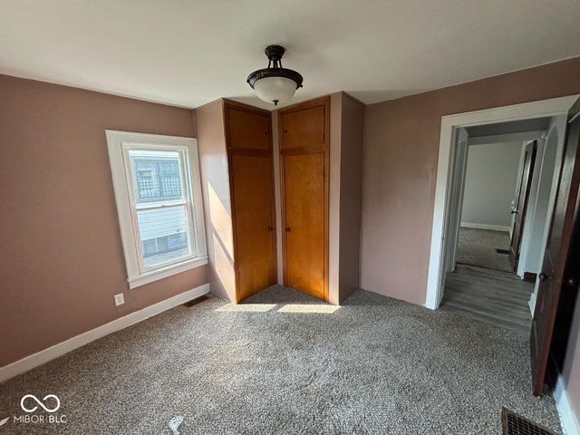 2029 Lincoln Avenue, New Castle, IN 47362