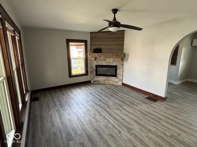 2029 Lincoln Avenue, New Castle, IN 47362