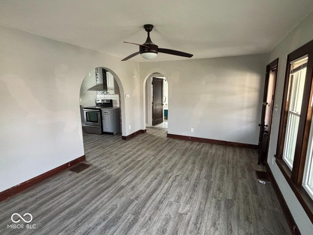 2029 Lincoln Avenue, New Castle, IN 47362