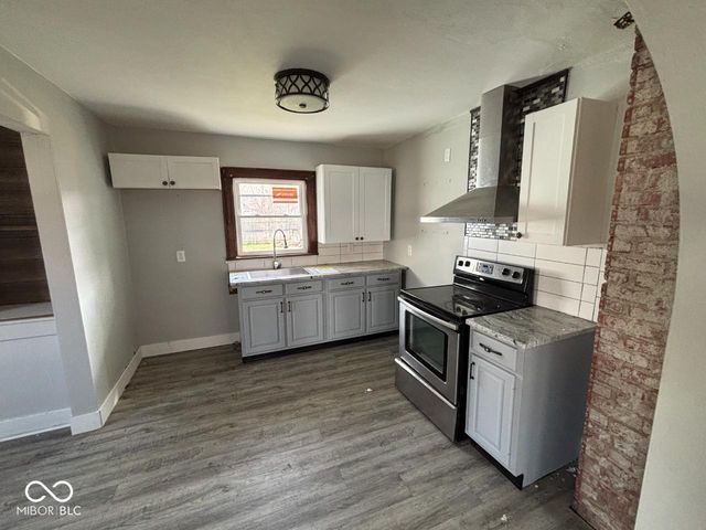 2029 Lincoln Avenue, New Castle, IN 47362