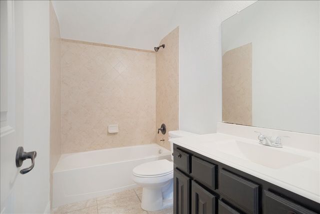 10429 Old Eagle River Lane, Mckinney, TX 75072