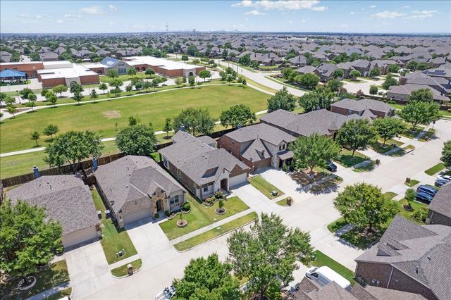 10429 Old Eagle River Lane, Mckinney, TX 75072