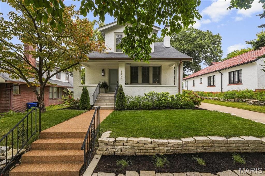 7607 Teasdale Avenue, University City, MO 63130