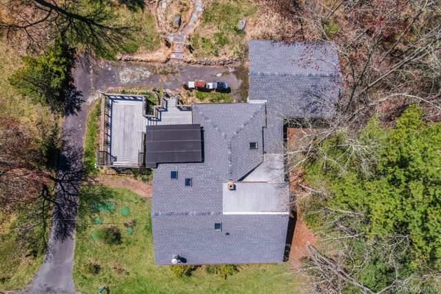 236 Lakeview Drive Road, Highland Lake, NY 12743