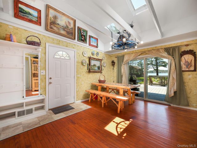236 Lakeview Drive Road, Highland Lake, NY 12743