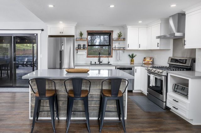 9130 Riverwood Dr, Placerville, CA 95667