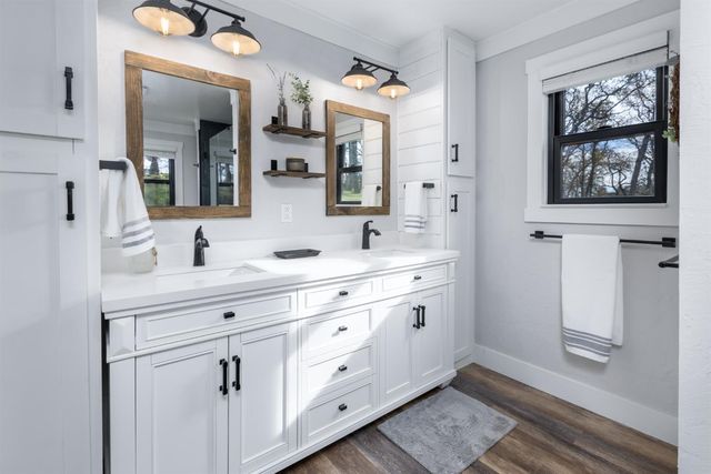 9130 Riverwood Dr, Placerville, CA 95667