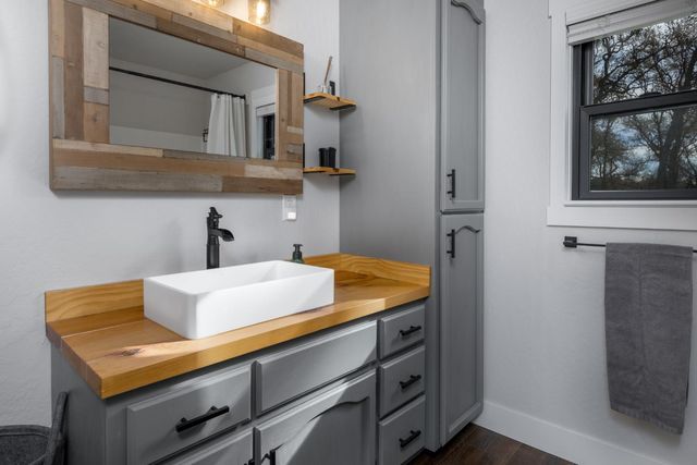 9130 Riverwood Dr, Placerville, CA 95667