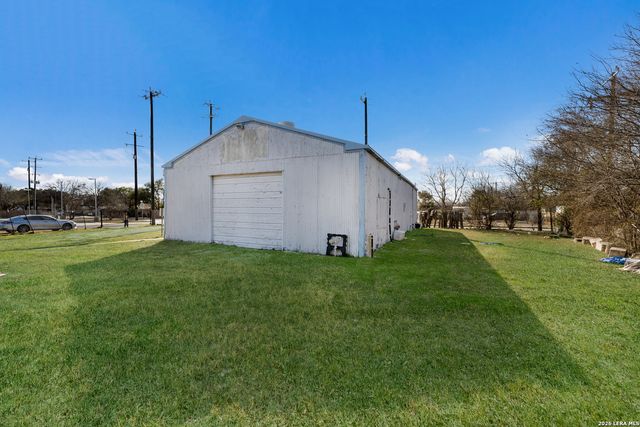 121 Demya, San Antonio, TX 78227