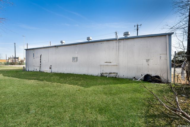 121 Demya, San Antonio, TX 78227