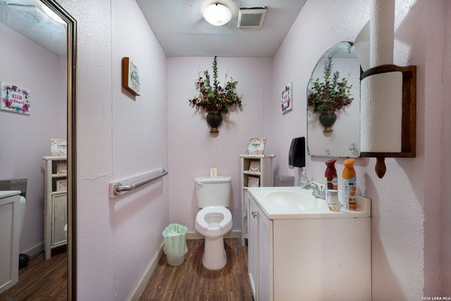 121 Demya, San Antonio, TX 78227