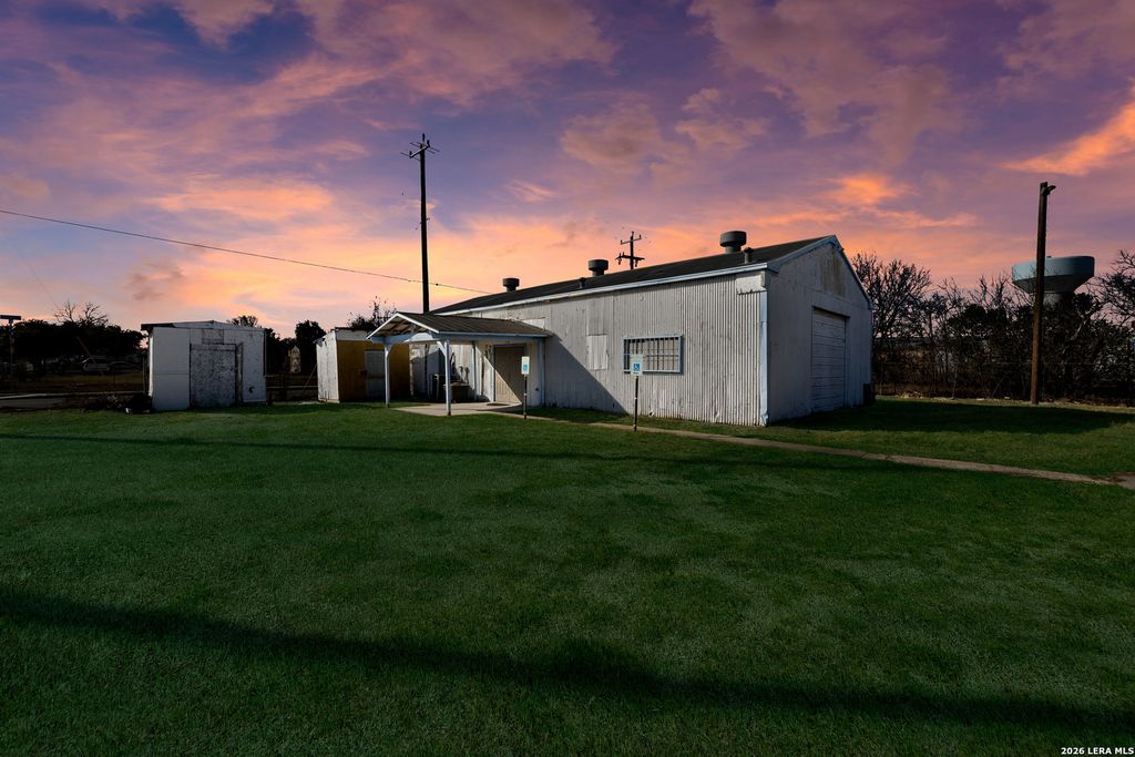 121 Demya, San Antonio, TX 78227