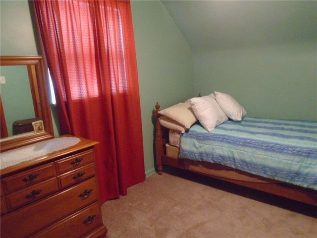 1121 Spruce St, Harmony Twp, PA 15003