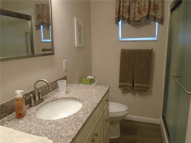 1121 Spruce St, Harmony Twp, PA 15003