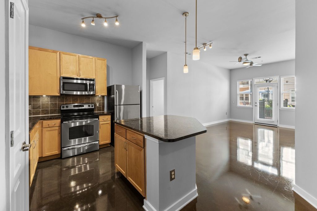 3000 Vanderbilt Pl Apt 104, Nashville, TN 37212