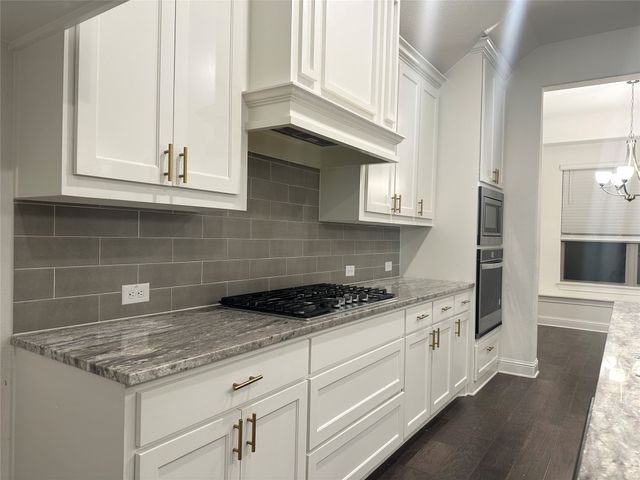 2604 Henley Way, Mansfield, TX 76084