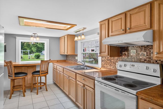 99 Route 130, Forestdale, MA 02644