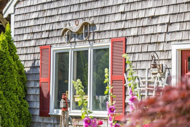 99 Route 130, Forestdale, MA 02644