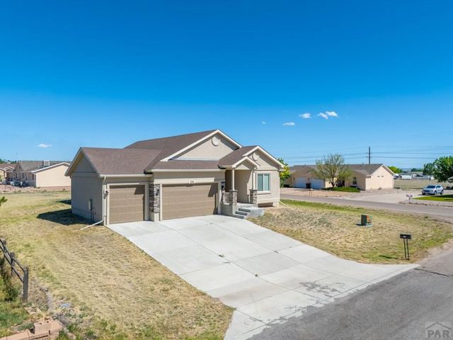 395 W Coral Dr, Pueblo West, CO 81007