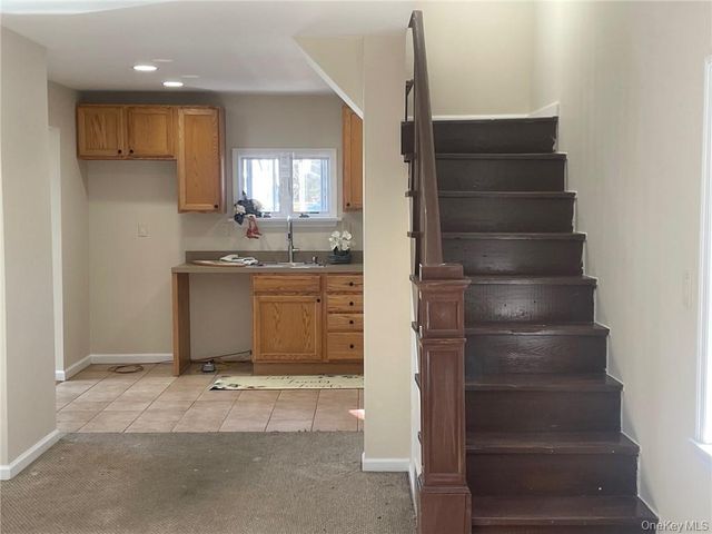 100 Dunderberg Road, Putnam Valley, NY 10579