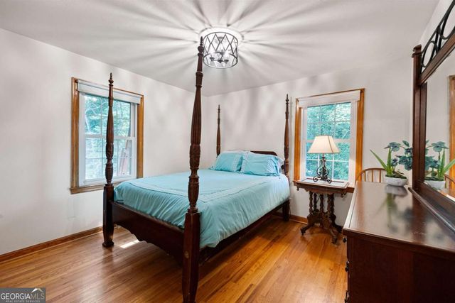 3366 Woodview Drive SE, Smyrna, GA 30082