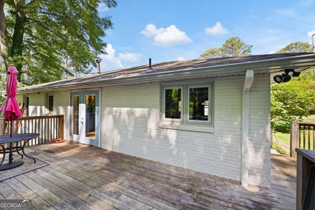 3366 Woodview Drive SE, Smyrna, GA 30082