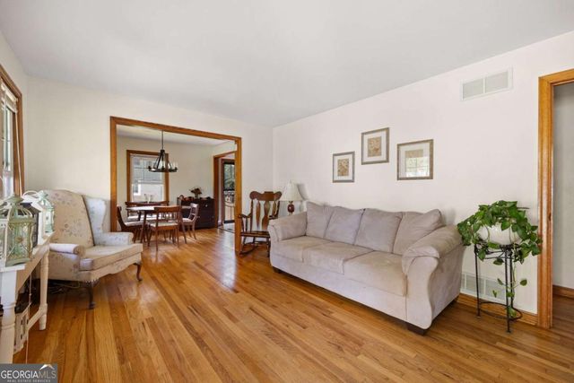 3366 Woodview Drive SE, Smyrna, GA 30082