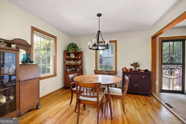 3366 Woodview Drive SE, Smyrna, GA 30082