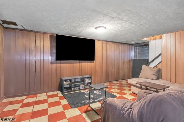 1106 Charter St, Piscataway Twp., NJ 08854