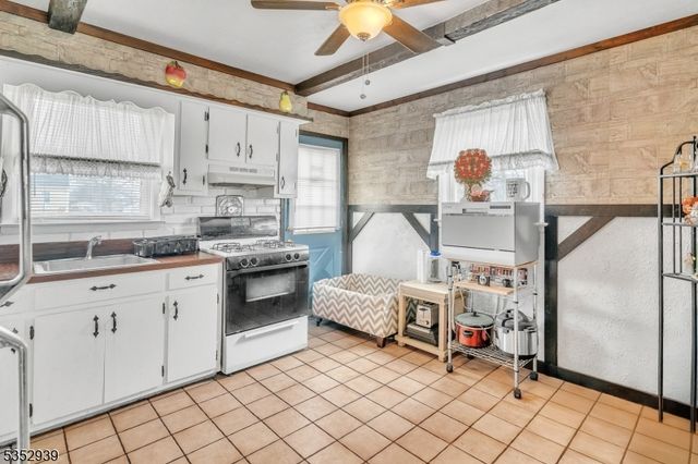 1106 Charter St, Piscataway Twp., NJ 08854