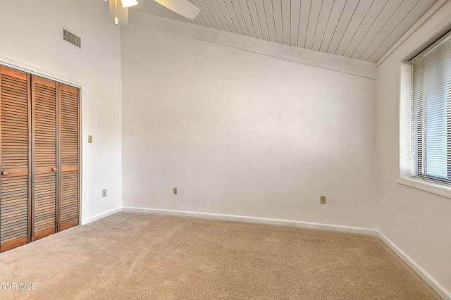 2420 Volunteer Parkway Apt 1a, Bristol, TN 37620