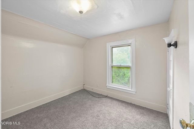 303 Hillwood Drive, Toledo, OH 43608