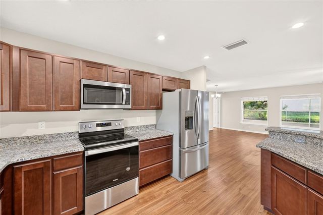 199 OAK LANE ROAD, Ocala, FL 34472