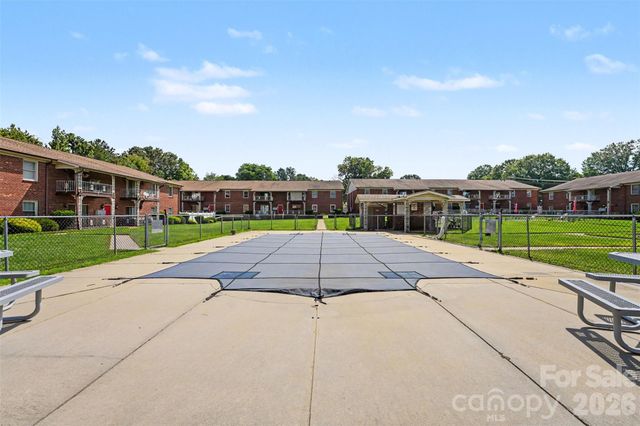 112 Briarcliff Drive, Kannapolis, NC 28081