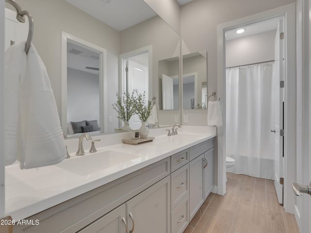 23017 E VIA DE OLIVOS --, Queen Creek, AZ 85142